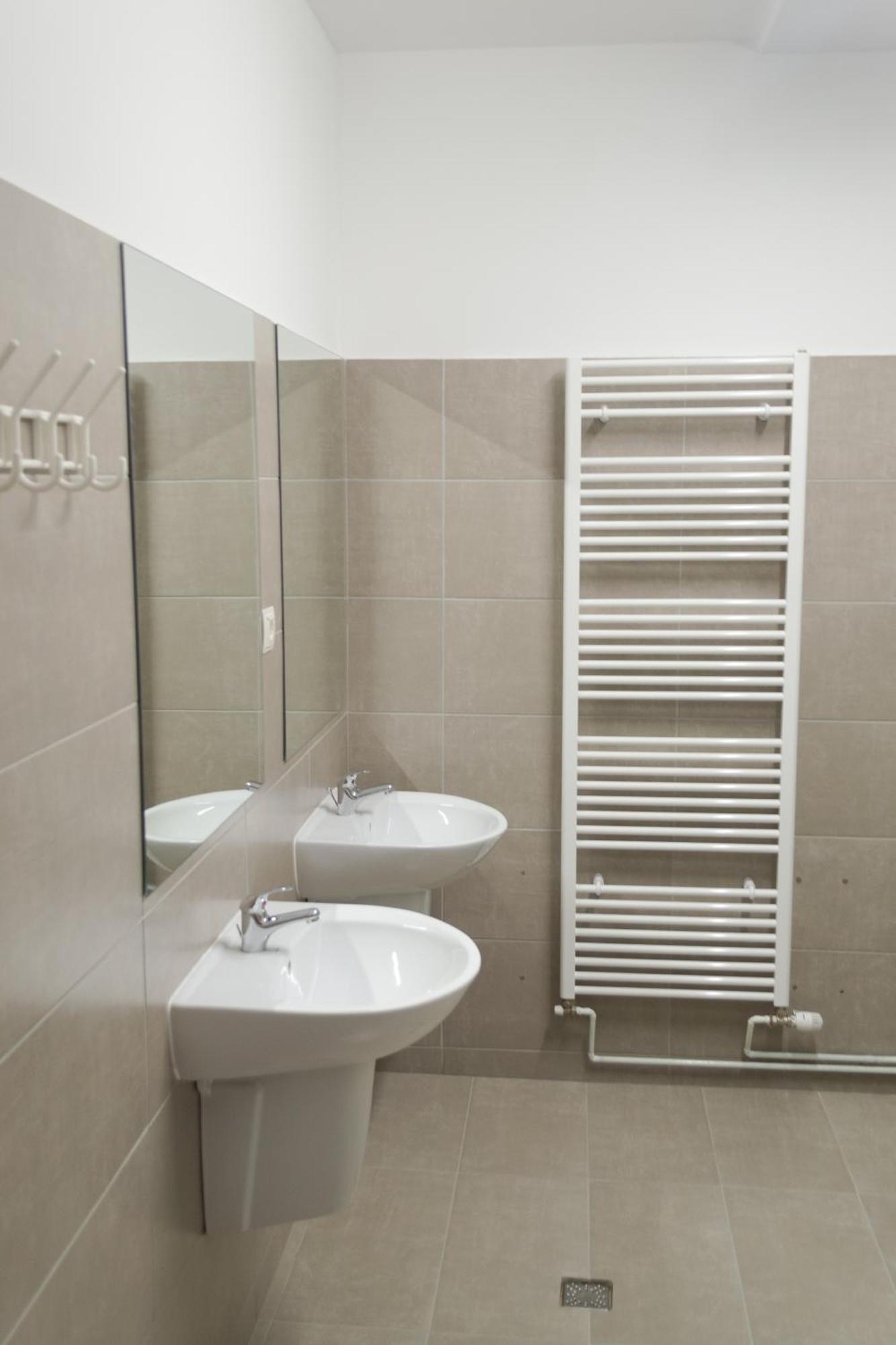 B13 Hostel Sibiu Bagian luar foto