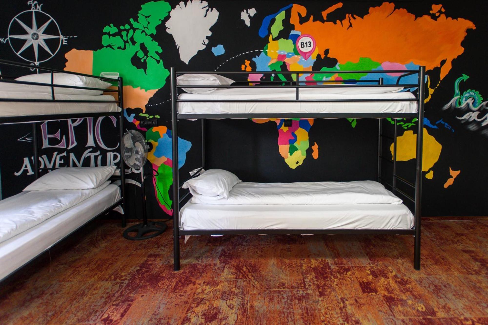 B13 Hostel Sibiu Bagian luar foto